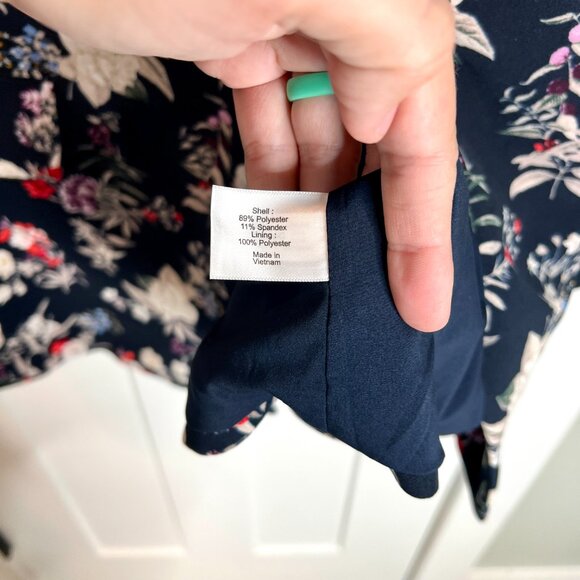 Lane Bryant The Bryant Blazer Navy Dark Florals One-Button Blazer Plus Size 26 - Picture 5 of 6